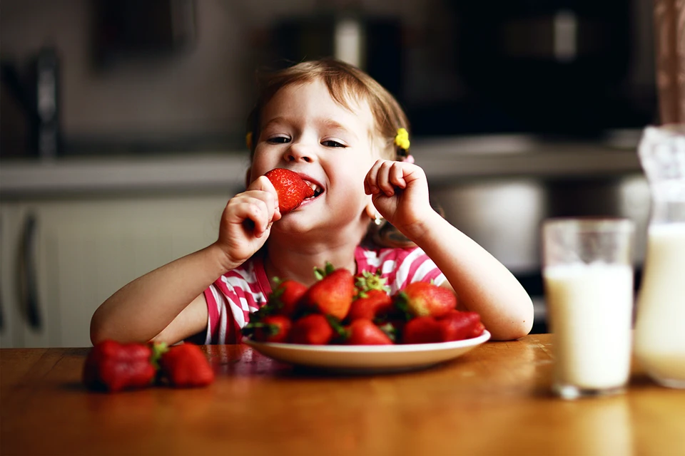 Самое главное – не заменять ягодами и фруктами основные приемы пищи