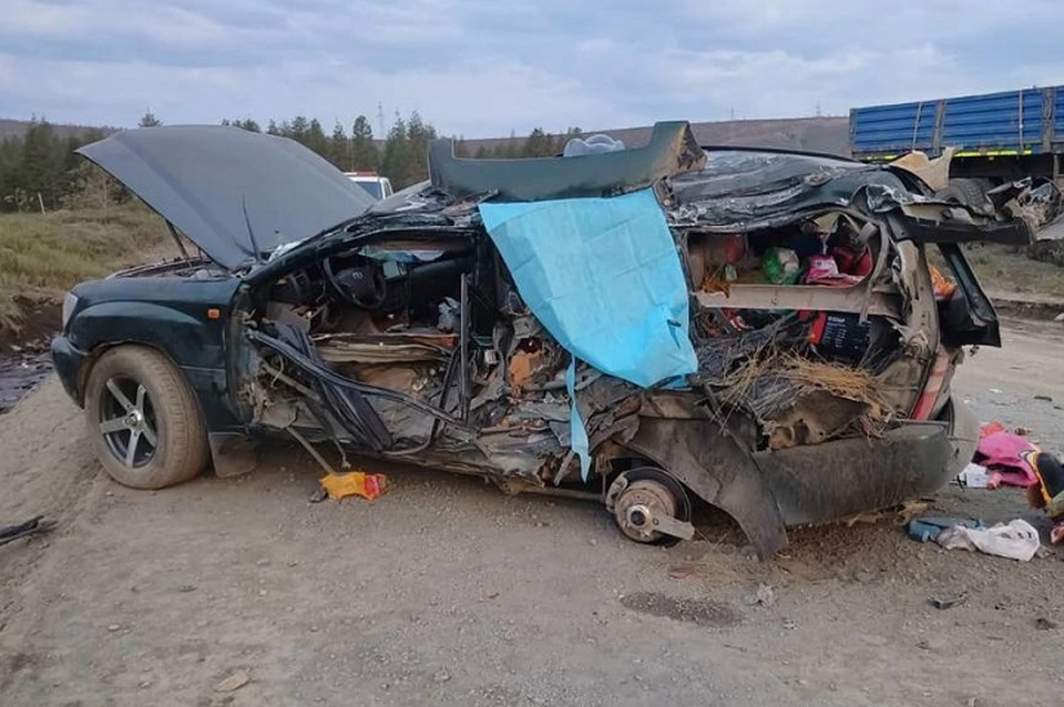Причина столкновения в неудачном обгоне.