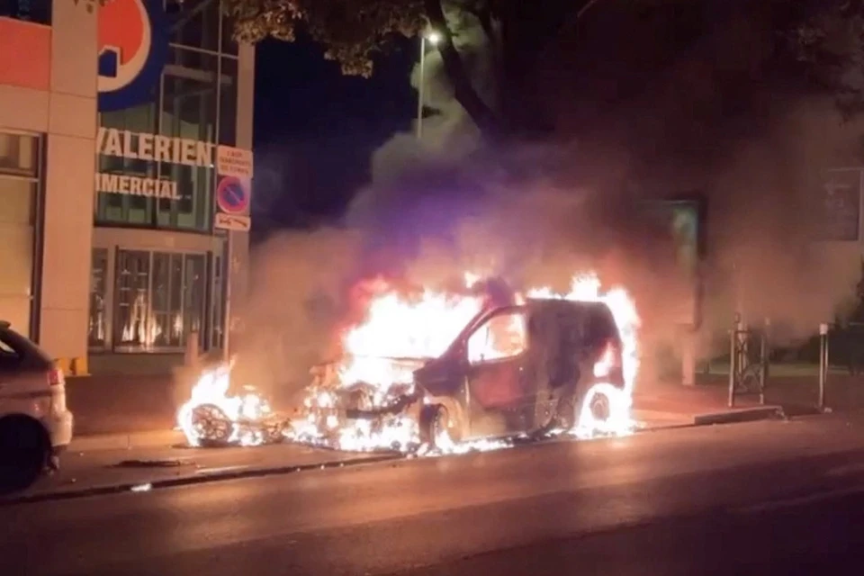 Полиция задержала 24 человека во время массовых беспорядков во Франции
