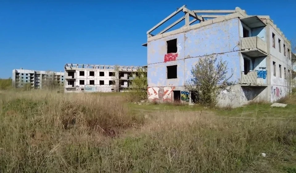 Строительство рабочего поселка была заморожено в 90-х годах / Фото: Евгений Щекин