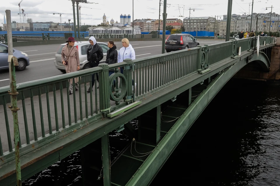 661 миллиард рублей привлекли в Петербурге на строительство трех новых мостов.