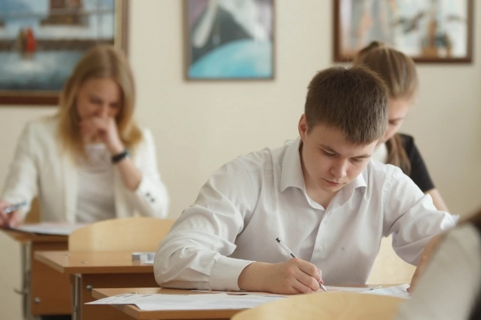 В республике увеличилась доля выпускников, сдающих информатику на 4,1%.