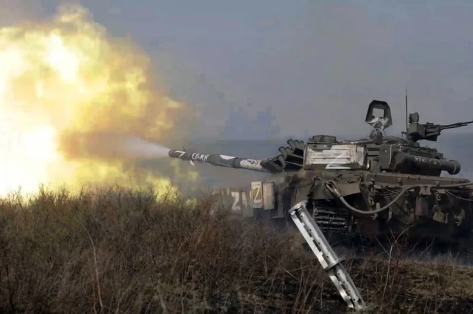 Минобороны: ВС России уничтожили до 290 бойцов и три танка ВСУ на Донецком направлении