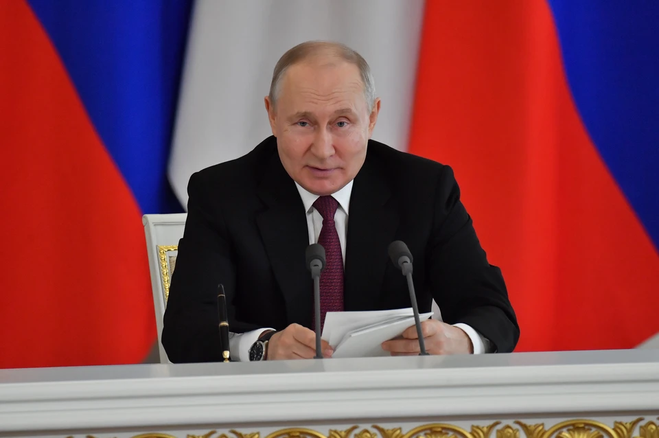 Владимир Путин подписал указ о присвоении госнаград