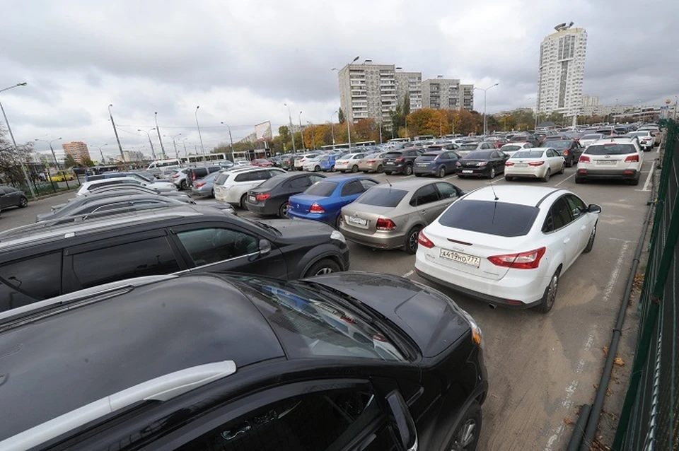 Мужчина поймал вора, пытавшегося украсть кошелек из автомобиля в Биробиджане