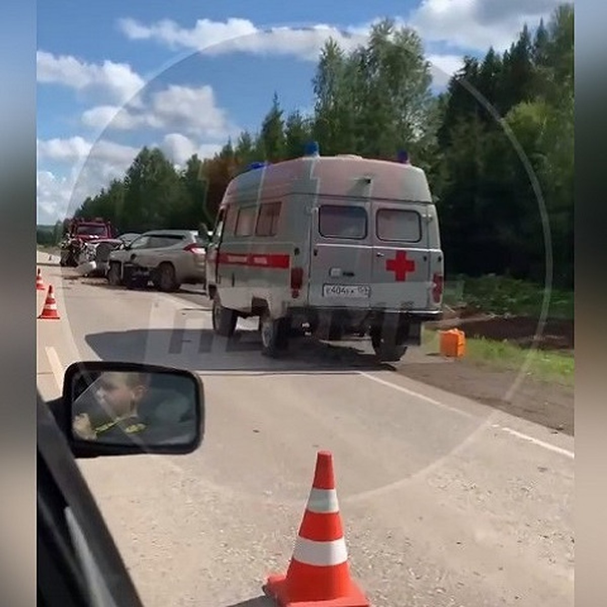 В ДТП на трассе в Пермском крае два человека погибли и двое пострадали -  KP.RU