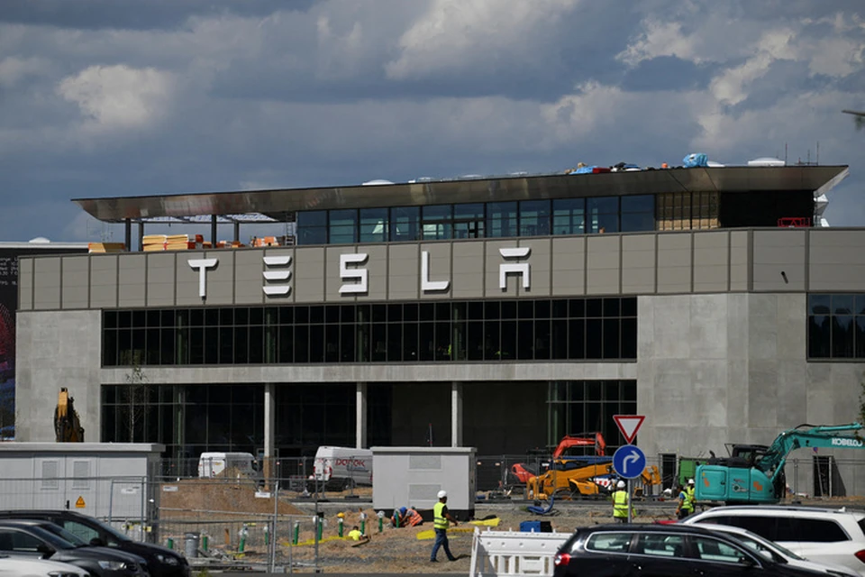Завод Tesla в Техасе эвакуировали из-за электронной рассылки о стрельбе