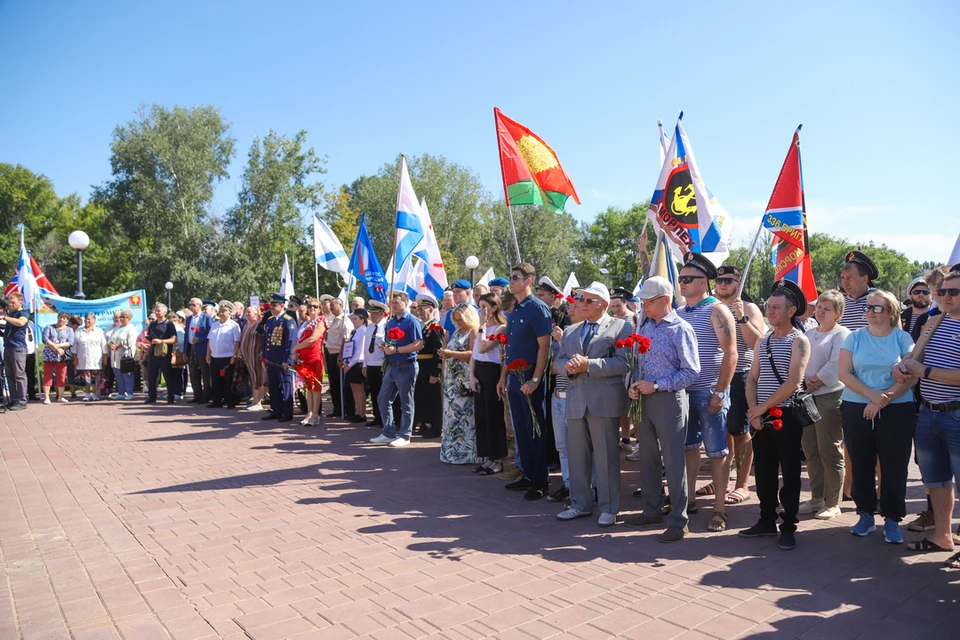 В Липецке прошел митинг в День Военно-морского флота