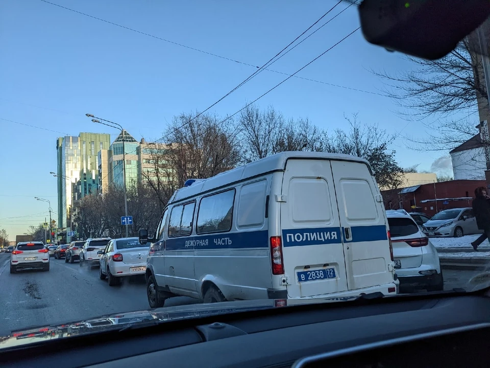 Житель Тюмени заплатит 5 тысяч рублей за то, что избил 12-летнего сына.