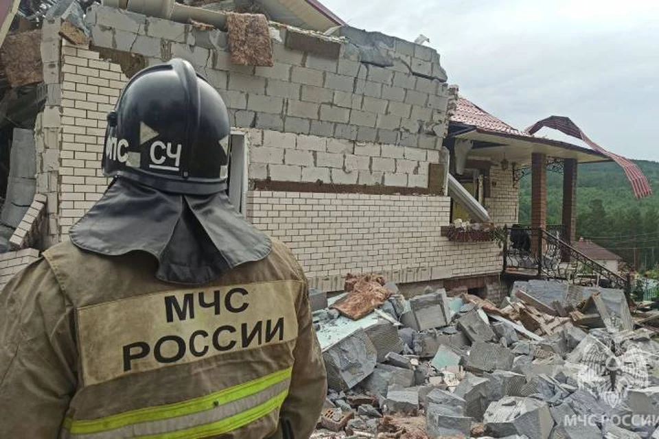 В Забайкалье 3 августа обрушился дом из-за утечки газа. Фото: ГУ МЧС Забайкалья