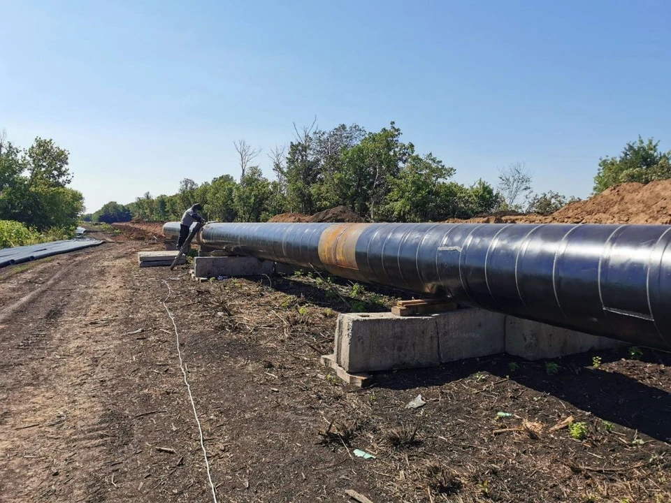 В ходе строительства ВПС-21 уже проложили 22 километра магистрального трубопровода из высокопрочного чугуна с графитным включением.