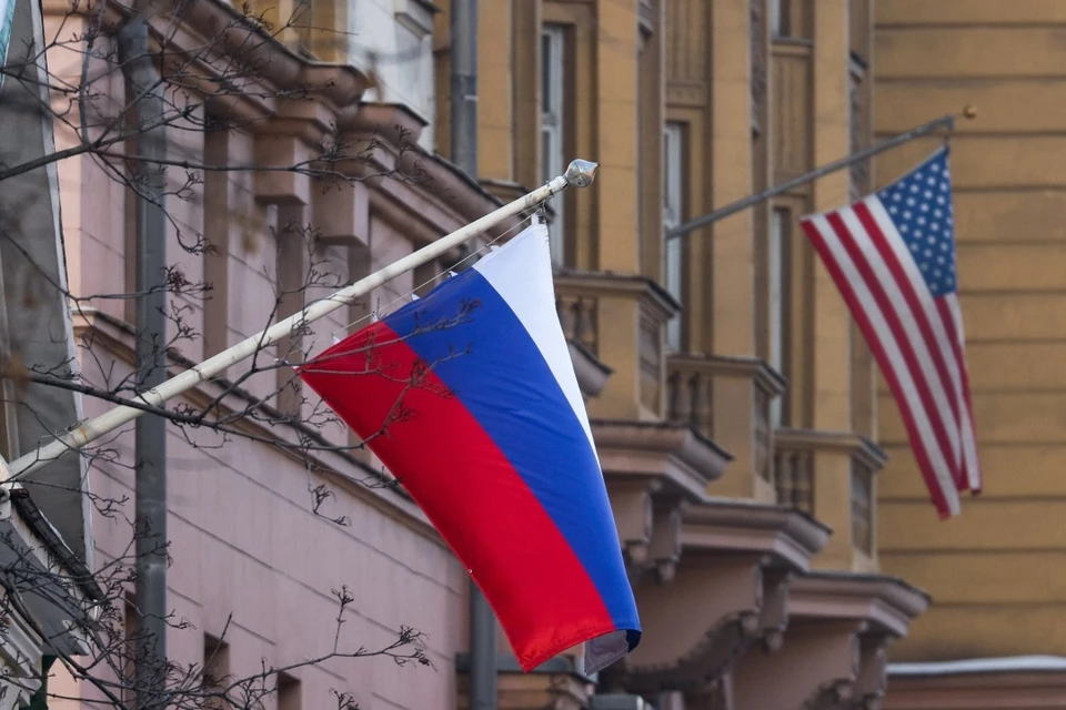 Америка должна достичь мира на Украине, пока Россия не одержала победу