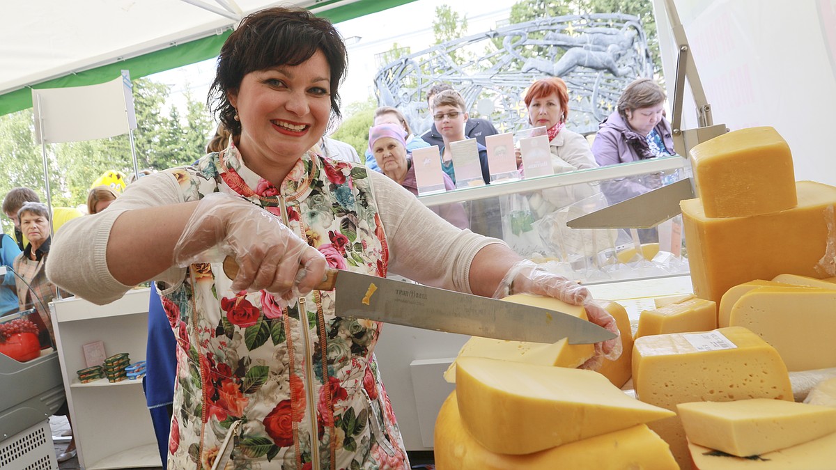 Сыр с облепихой, фуд-шоу и флэшмобы: полная программа гастрономического  фестиваля «Алтайские Бренды. Из сердца Алтая» - KP.RU