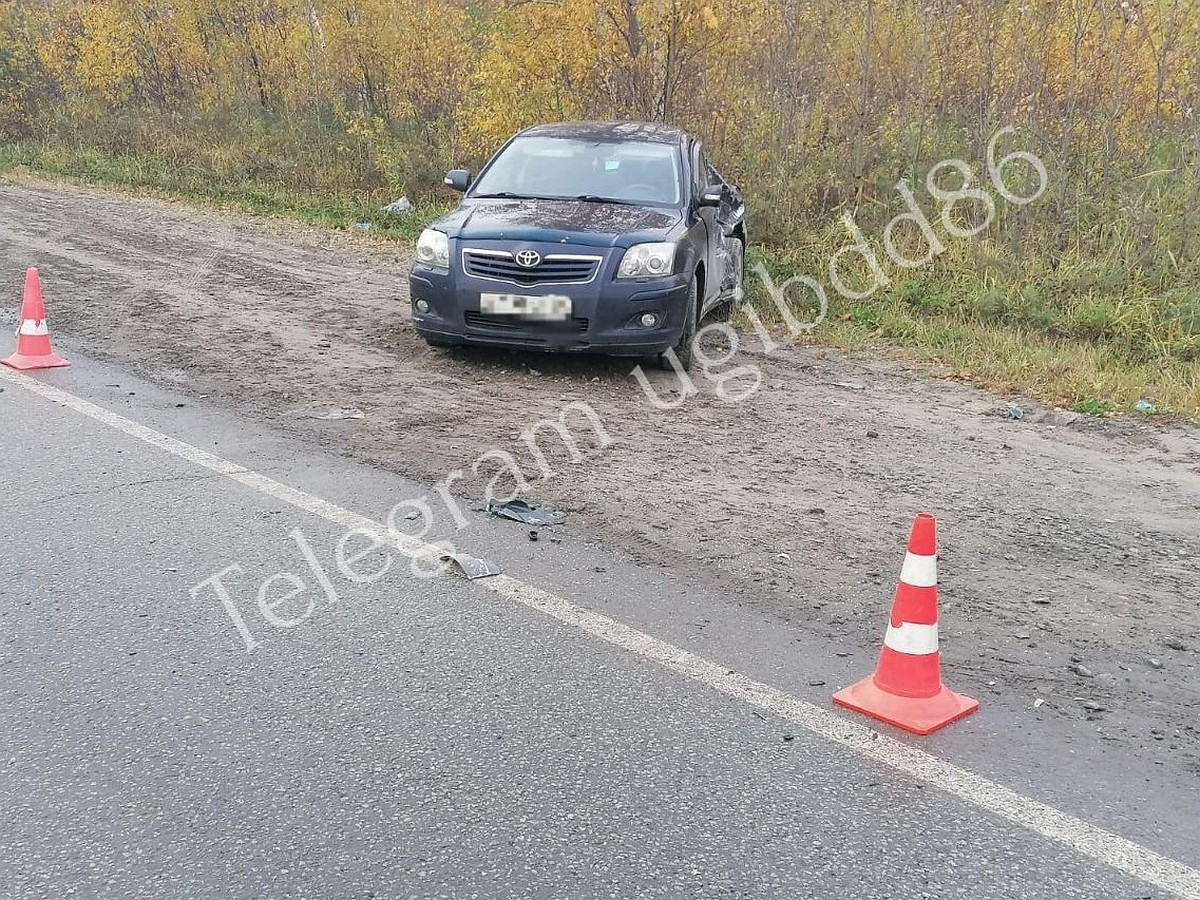 В Лянторе мужчина угнал машину коллеги, устроил ДТП и попал в реанимацию -  KP.RU