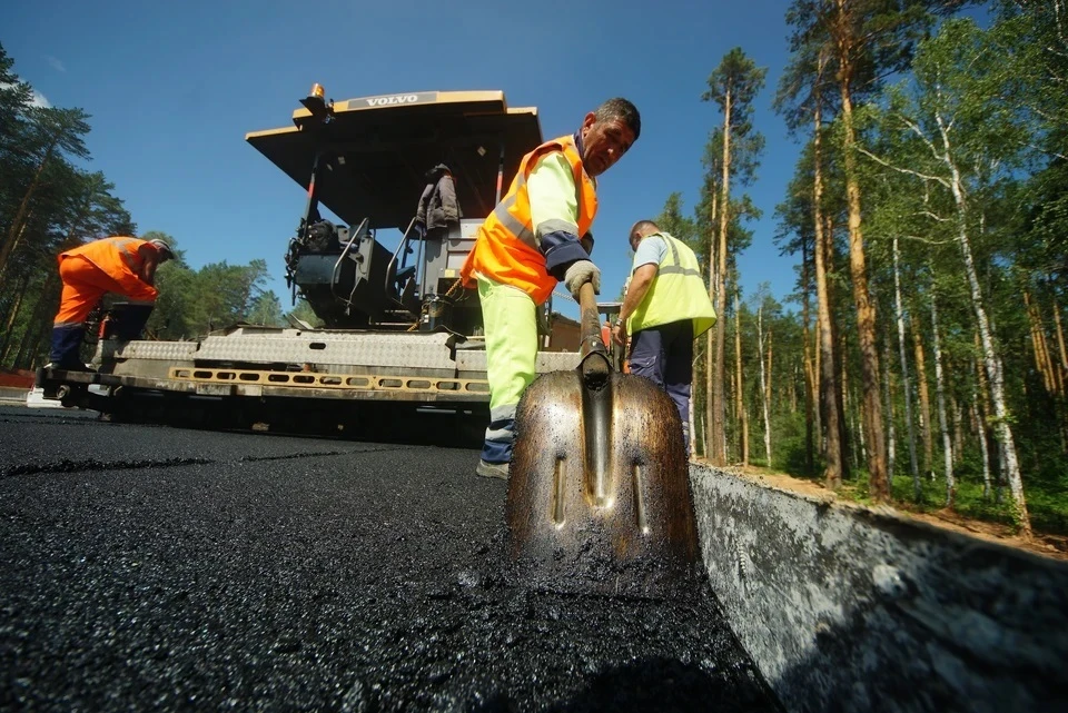 Восстановление дорожной инфраструктуры ДНР продолжается (архивное фото)
