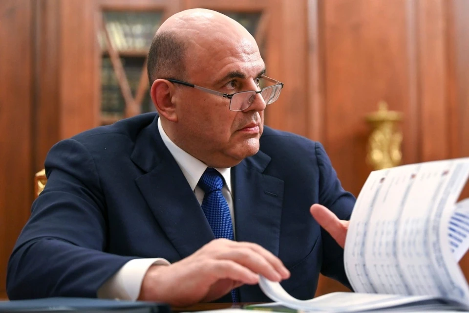 Кабмин выделит еще более 30 млрд рублей на повышение зарплат бюджетников