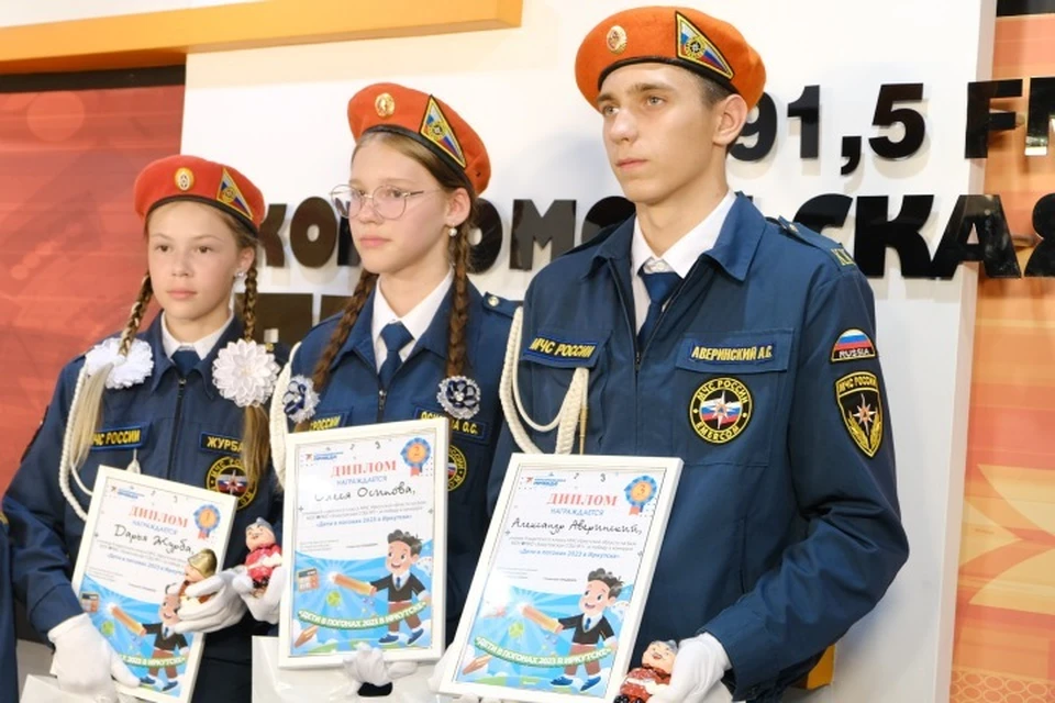 амые храбрые и отважные дети собрались в радиостудии Комсомольской правды - Иркутск. Фото: Никита Березовский.