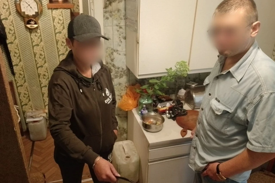 В ходе допроса обвиняемая признала свою вину. ФОТО: тг-канал Следственного комитета по Херсонской области