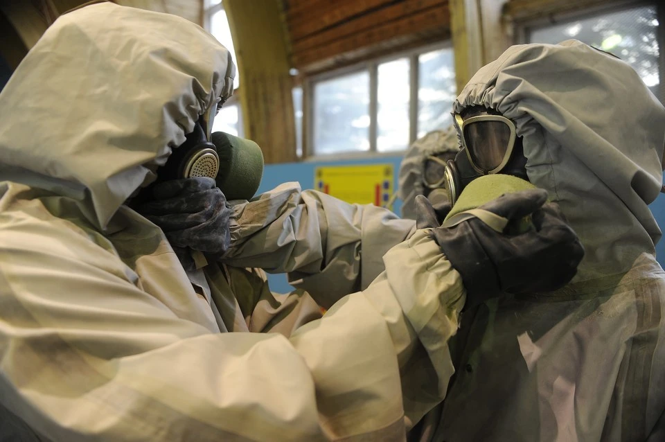 Когда в Воронежскую область привезут 18,3 тысяч противогазов для гражданских людей, пока неясно.