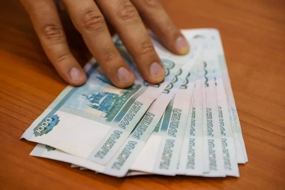 Минимальная зарплата в целом по России – 22,7 тысячи рублей