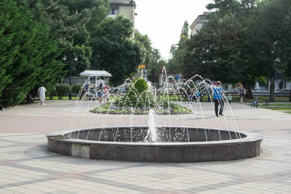Сезон фонтанов в Симферополе продлится ориентировочно до середины октября. Фото: администрация Симферополя