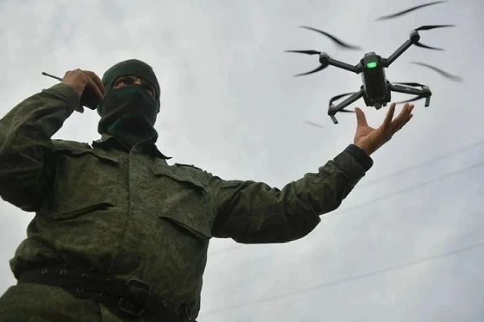 ВС РФ с помощью FPV-дронов уничтожают пехоту и технику ВСУ на Артемовском направлении