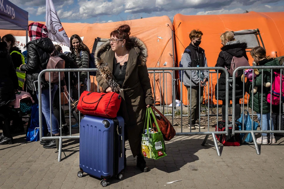Варшава прекращает выплачивать пособия для украинских беженцев