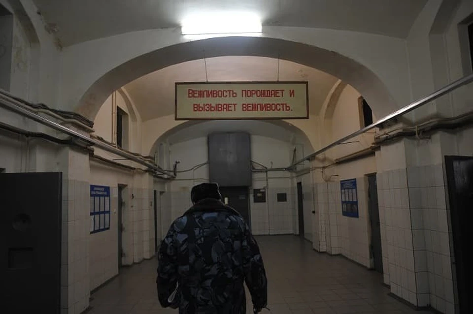 Женщине грозит до пятнадцати лет лишения свободы.