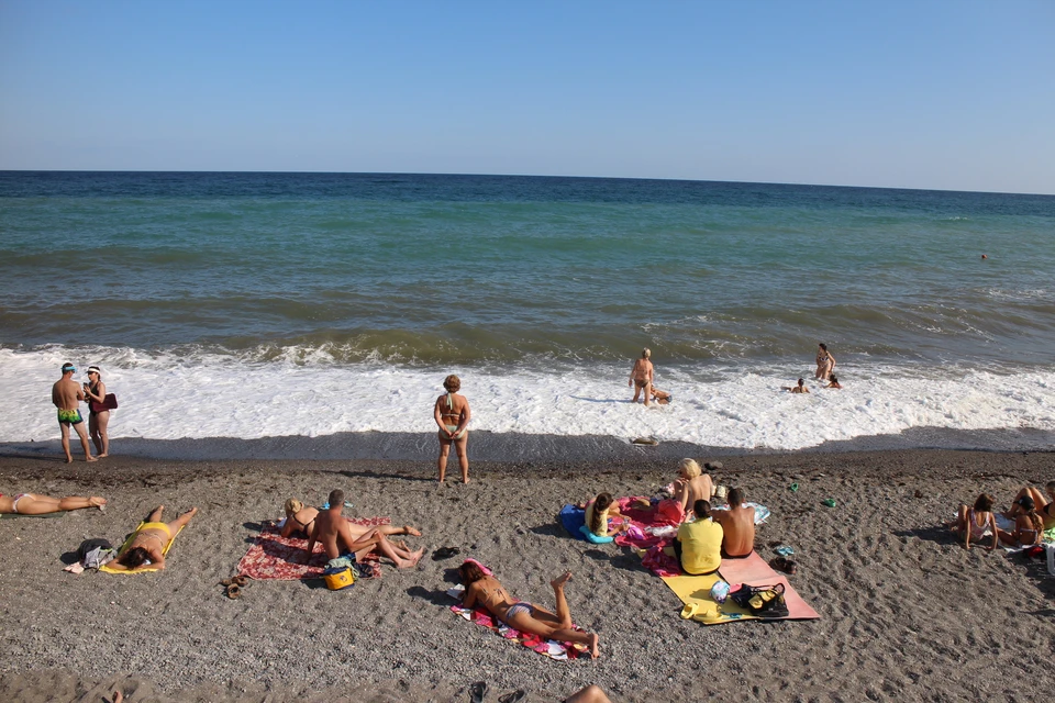 Вода в Черном море прогрелась до +21…23 °, в Азовском до +20°.