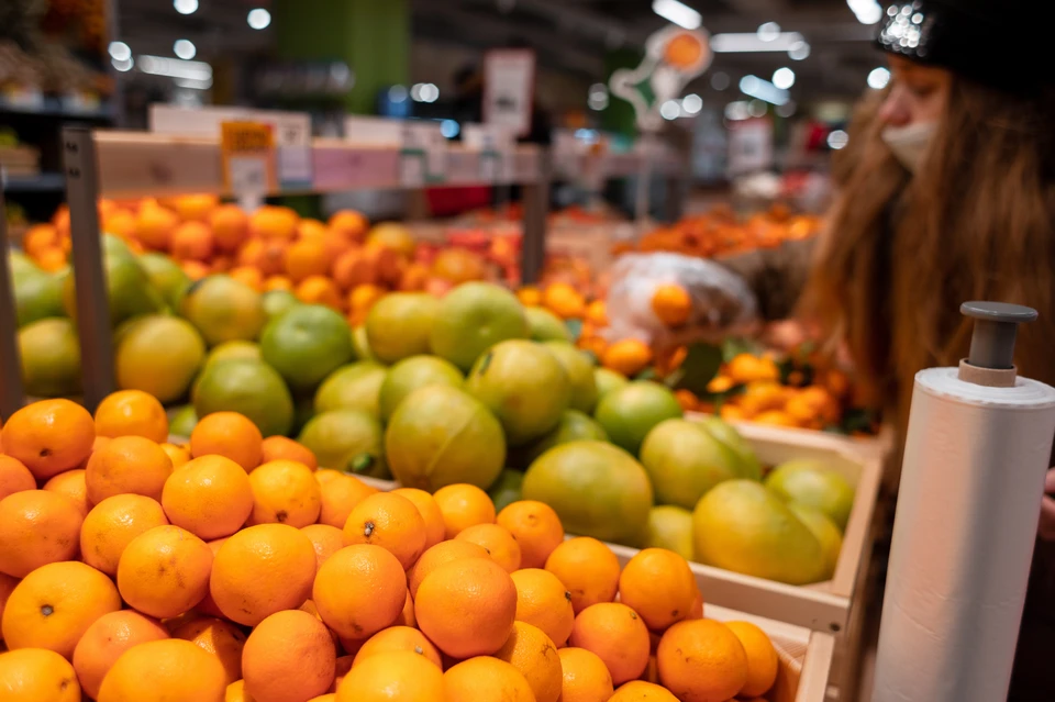 В Красноярском крае цены на импортные фрукты выросли на 14%