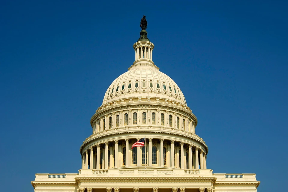 Конгресс США поддержала проект закона о временном финансировании правительства на срок 45 дней без поддержки Украины.
