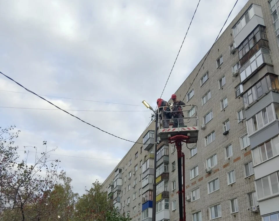 В Ульяновске обновили около 190 км кабелей городского освещения - KP.RU