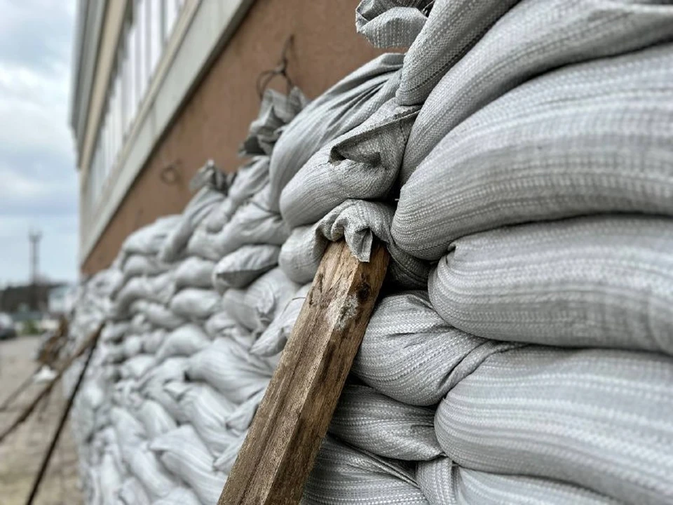 В белгородском Шебекино остановки будут защищать от обстрелов специальными блоками.