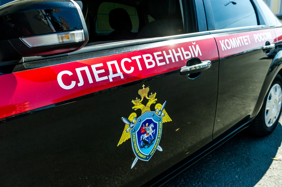 При падении лифта в больнице пострадали три человека.