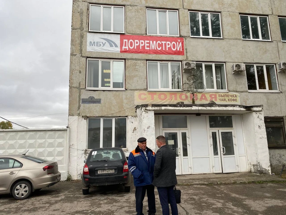 Глава Ульяновска поручил провести проверку на Заволжском участке «Дорремстроя» | ФОТО: телеграм-канал депутата Заксобрания Ульяновской области Рамиля Хакимова