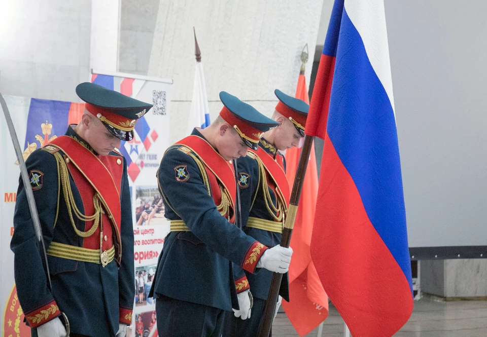 В Волгограде передали награды семьям погибших в спецоперации военных