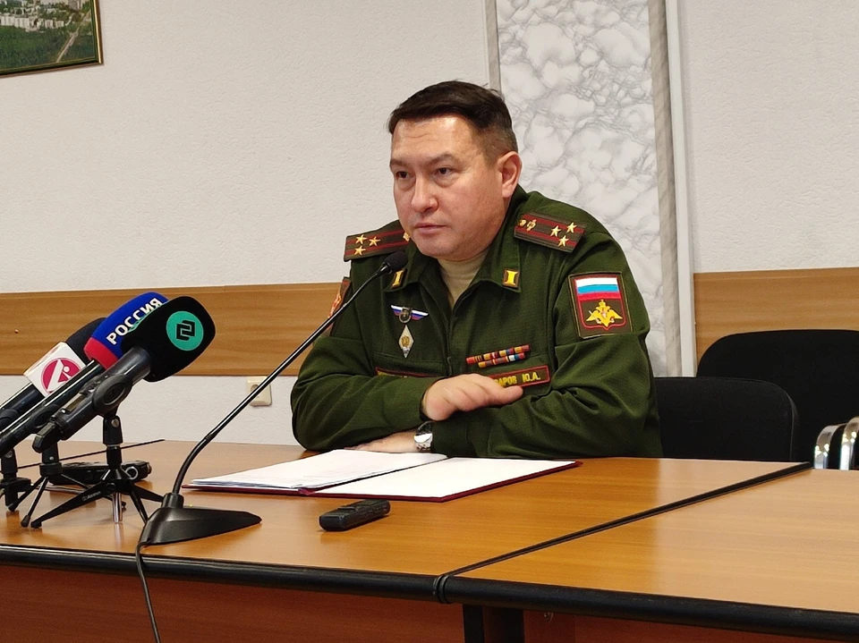 Военный комиссар Юрий Гусаров.