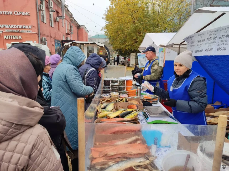 Продовольственная ярмарка барнаул. Ярмарка Барнаул. Продовольственные ярмарки Барнаул фото. Ярмарка в Барнауле 2024 году детская.