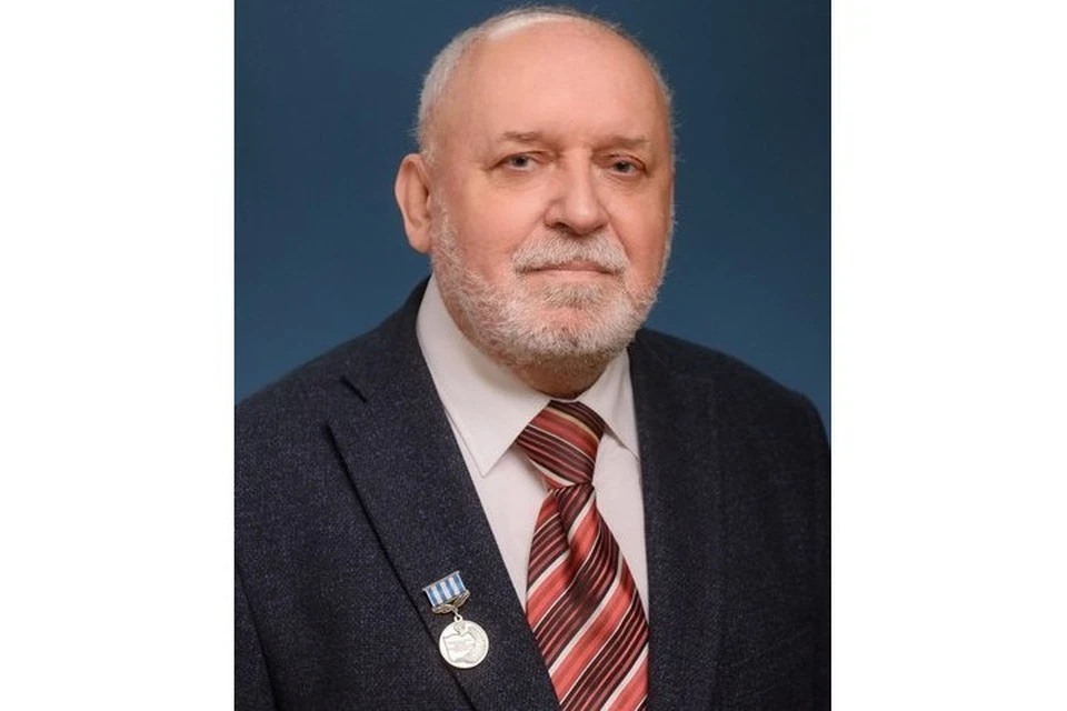 Профессор скончался на 72-м году жизни. Фото: vk.com/kafedrafitp
