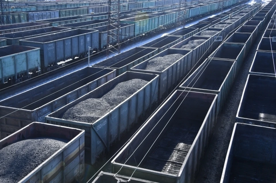 Миллионы тонн угля отправили из Кузбасса на Дальний Восток