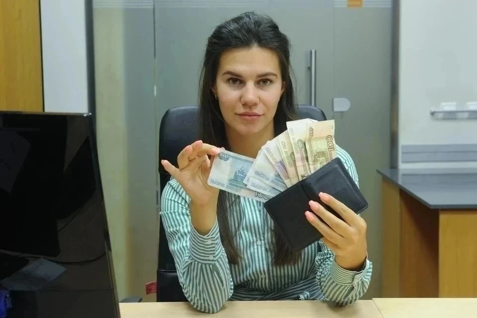 Только в августе банки выдали россиянам 1,8 трлн рублей. Это рекорд за всю историю
