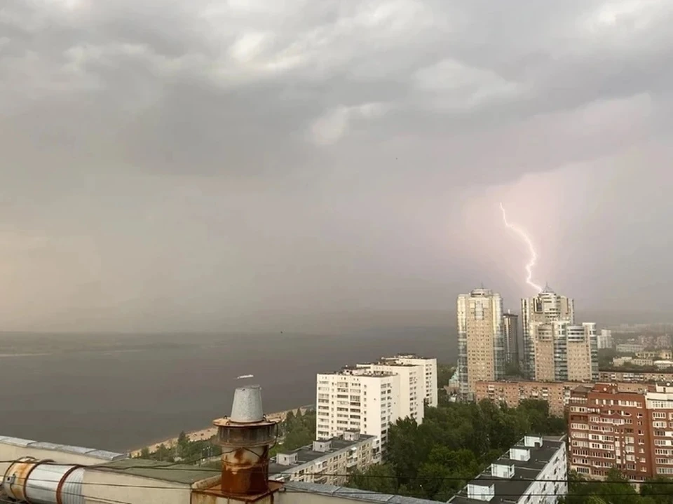 На регион надвигается гроза