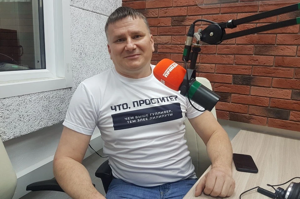 Дмитрий Федечкин неоднократно выступал в эфире радио «Комсомольская правда — Челябинск» как приглашенный политэксперт.