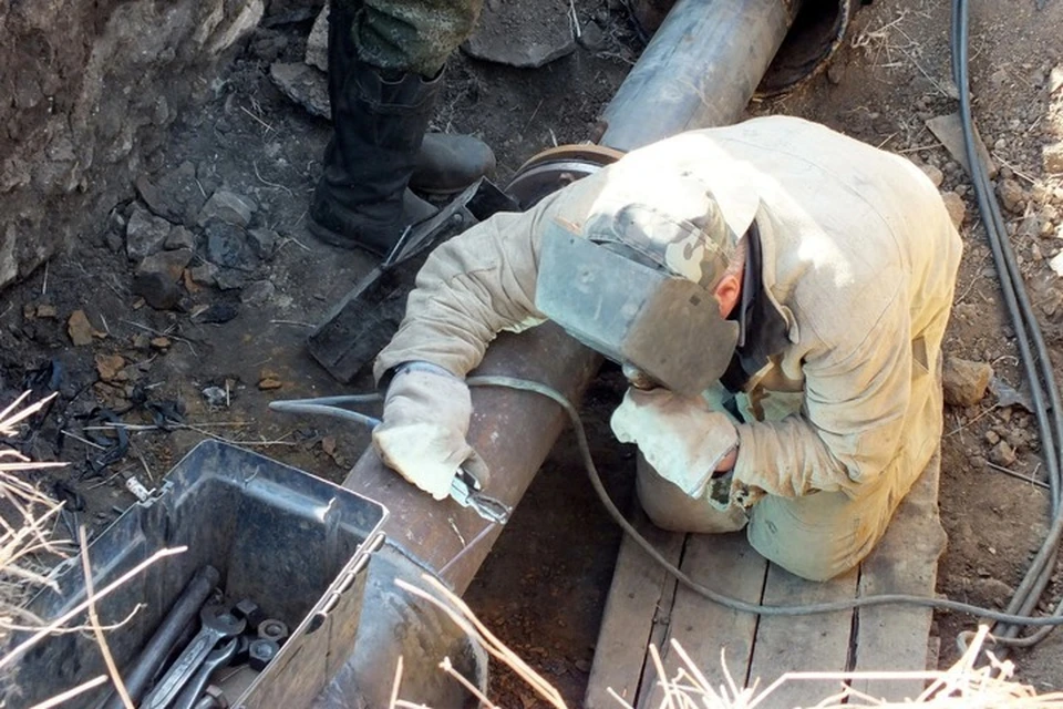 Специалистам «Воды Донбасса» помогает шеф-регион. Фото: Минстрой ДНР
