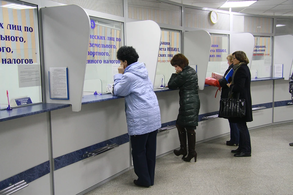 Документы принимаются лично и в электронном формате