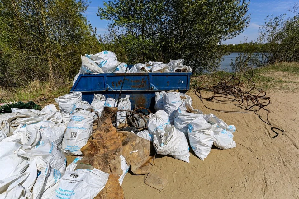 С берегов водоемов Новосибирской области вывезли почти тысячу кубометров мусора. Фото: Минприроды Новосибирской области