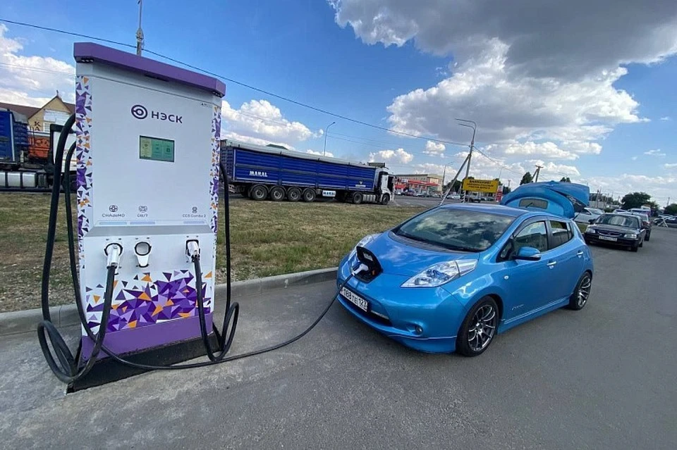 На Кубани установили 42 зарядные станции для электромобилей Фото: admkrai.krasnodar.ru