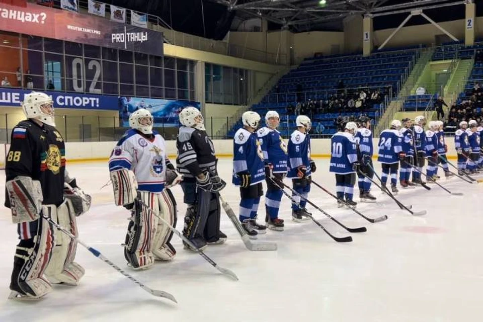 Следователи сошлись с полицейскими в матче по хоккею в Иркутске