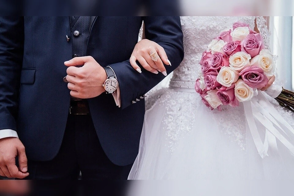 В Госдуме предложили отменить госпошлину за заключение брака