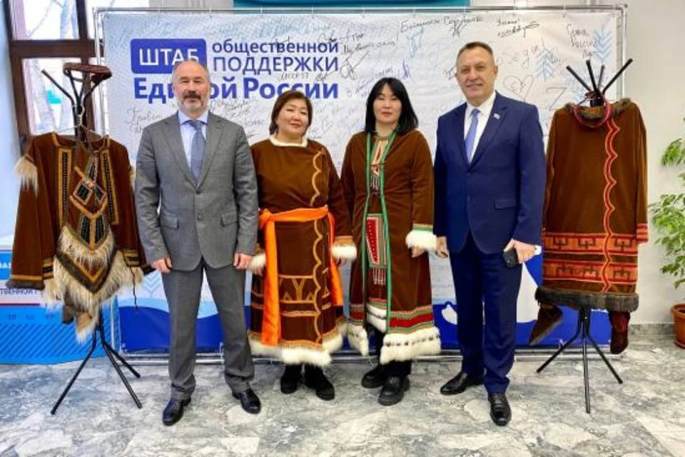 в Центре культуры коренных народов Прибайкалья прошла лекция, посвященная национальным костюмам эвенков и тофаларов.